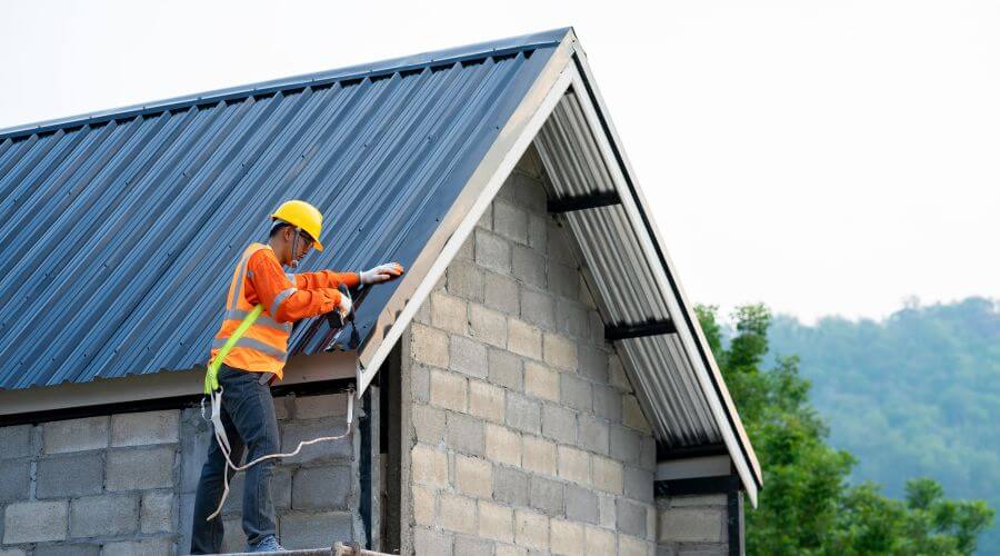 Expert Emergency Roof Repairs services in Tribune, KS